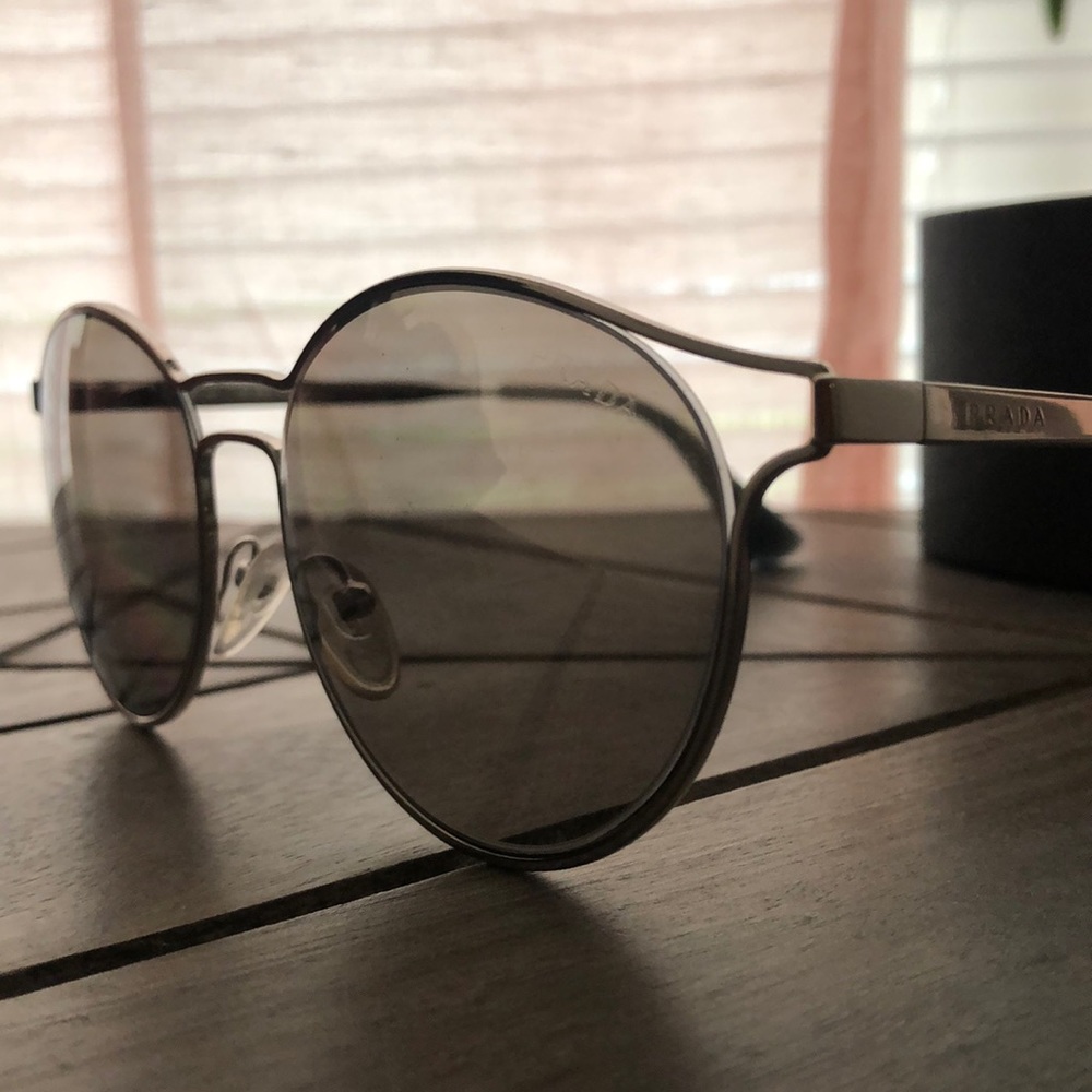 Prada sunglasses 😎